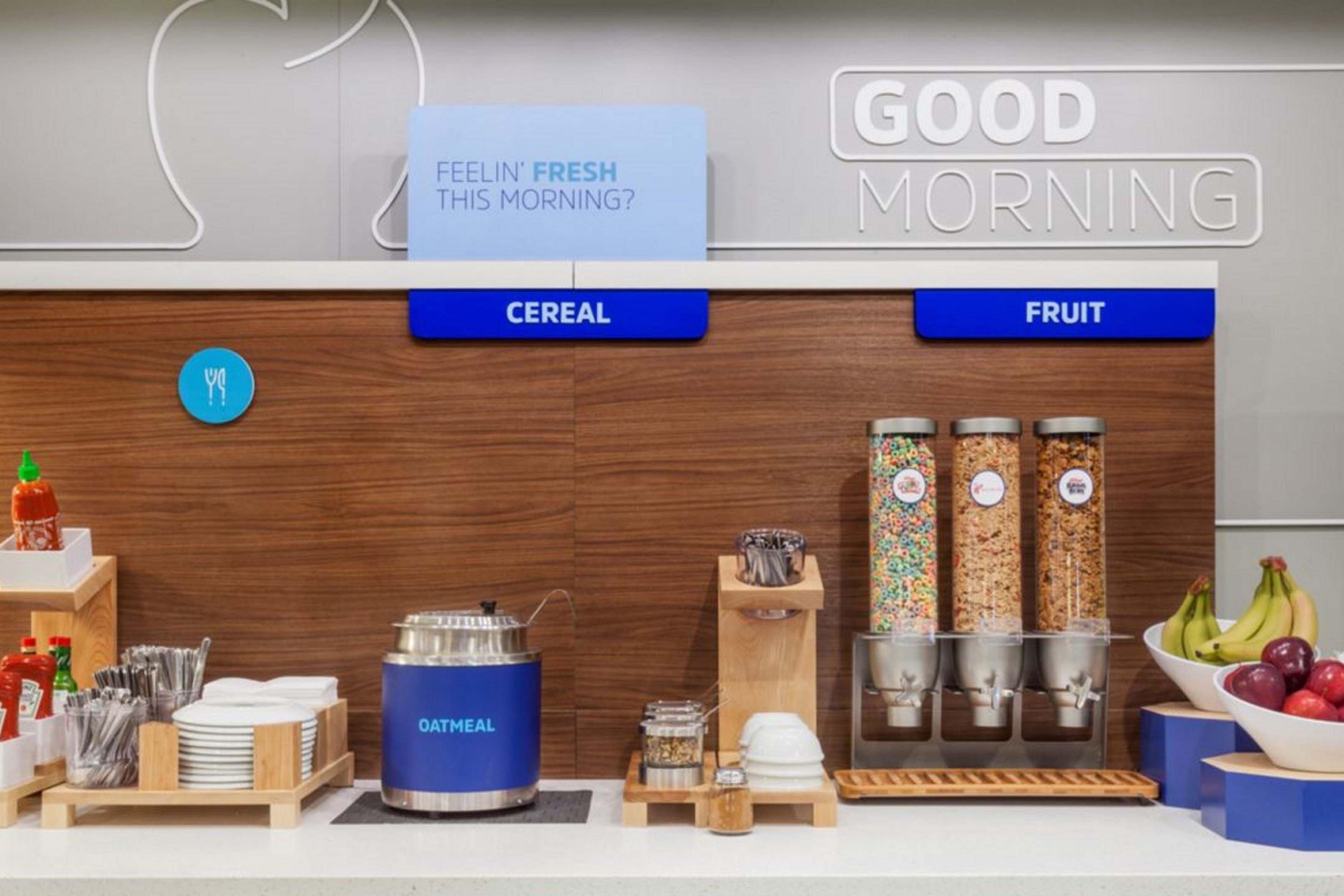 Holiday Inn Express & Suites Great Bend By Ihg Экстерьер фото
