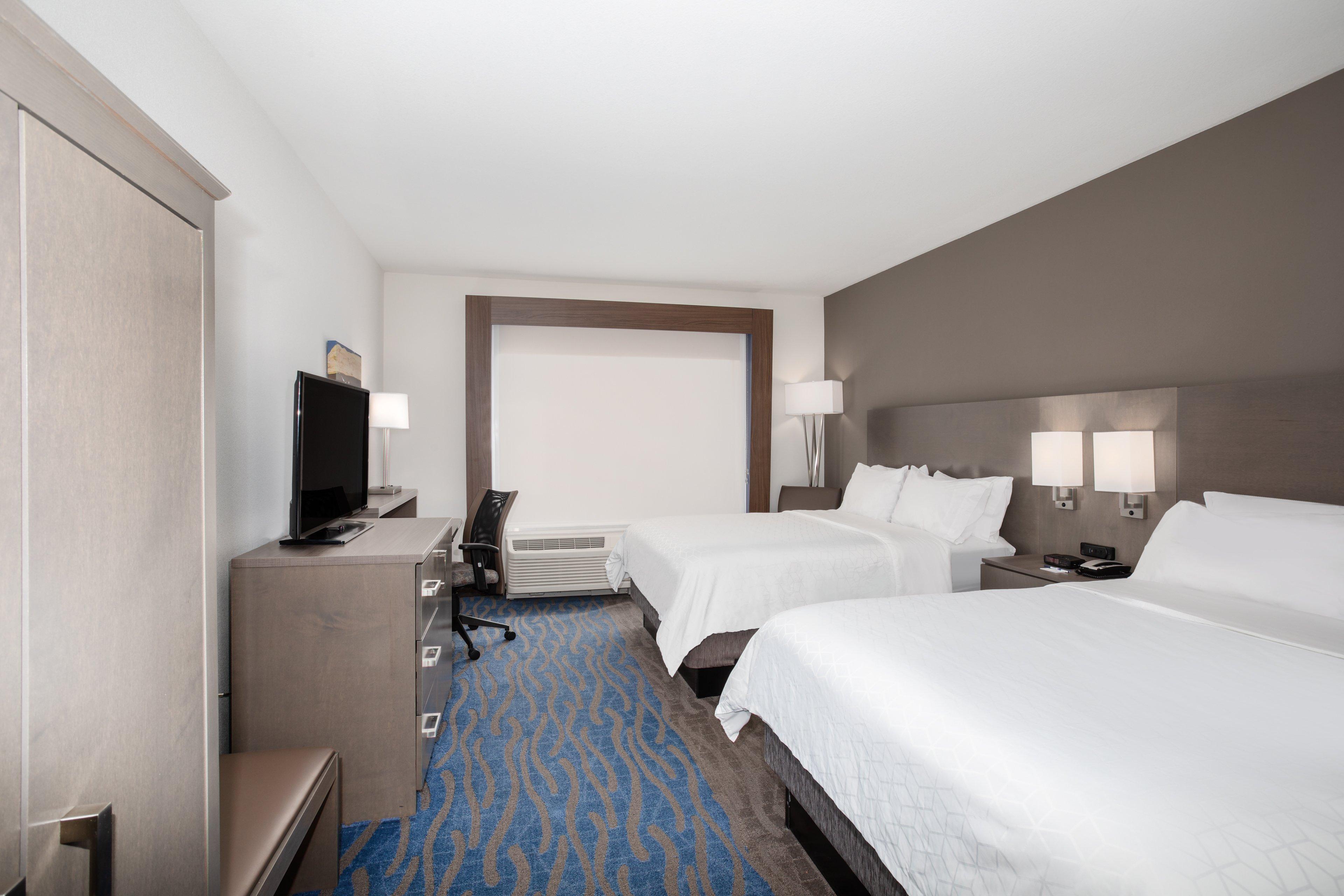 Holiday Inn Express & Suites Great Bend By Ihg Экстерьер фото