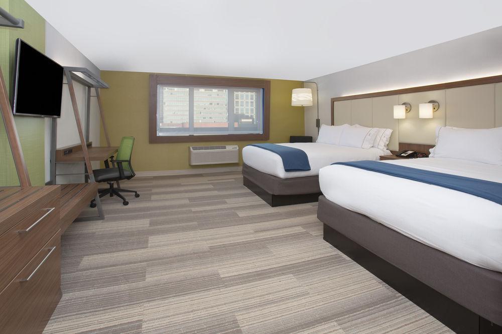 Holiday Inn Express & Suites Great Bend By Ihg Экстерьер фото